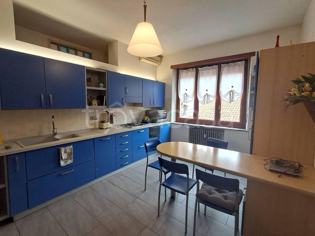 appartamento in vendita a Canale