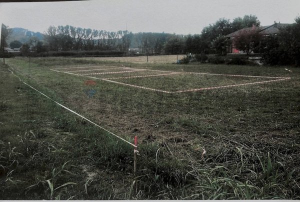 casa indipendente in vendita a Canale