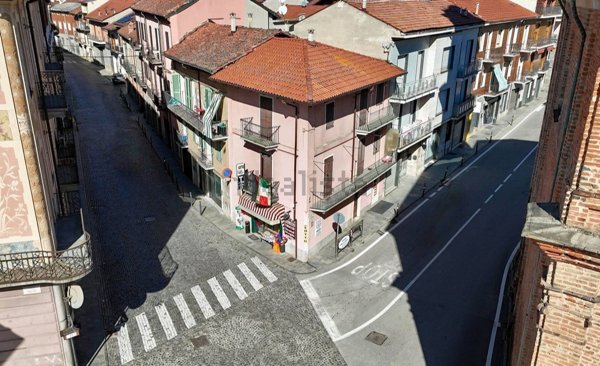 quadrivano in vendita a Canale