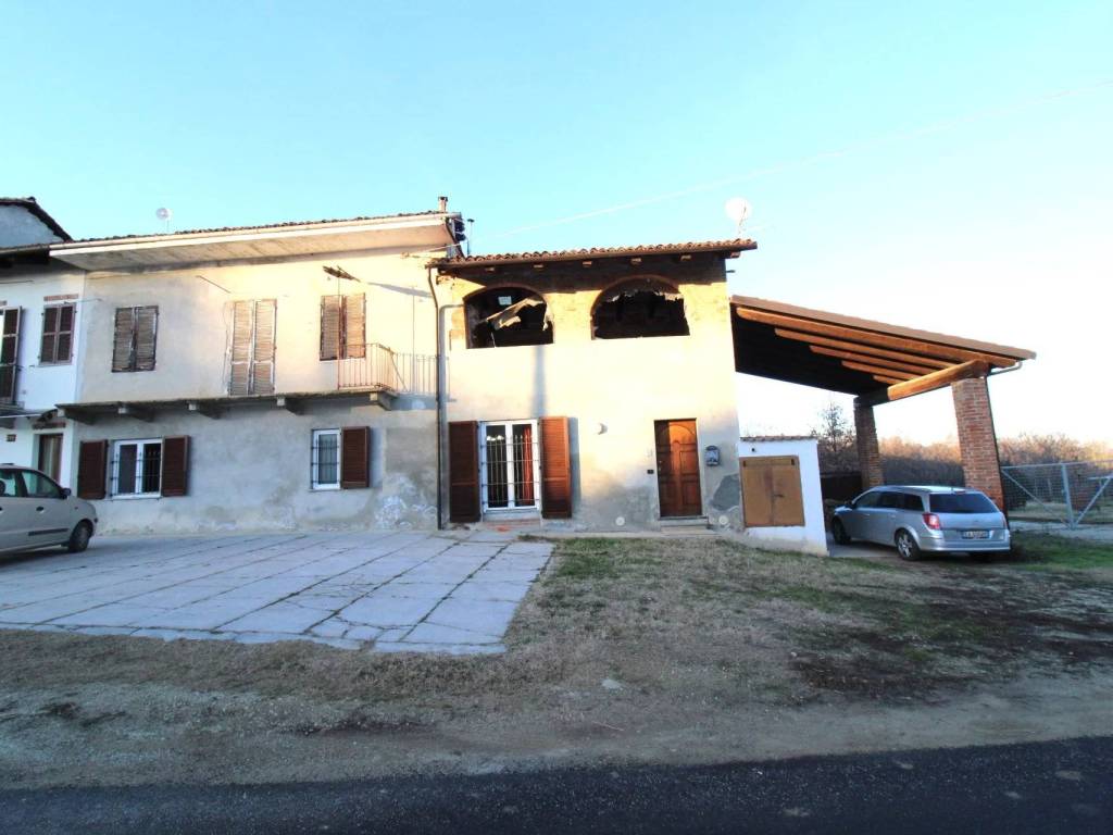 appartamento in vendita a Canale