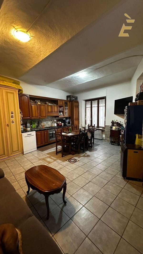 casa indipendente in vendita a Canale