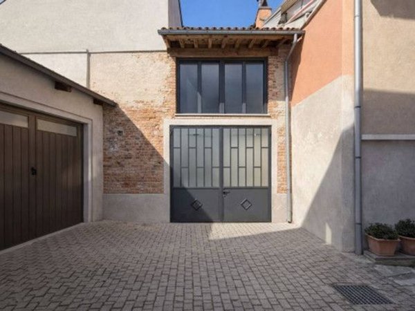 negozio in vendita a Canale