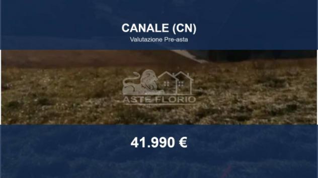terreno edificabile in vendita a Canale