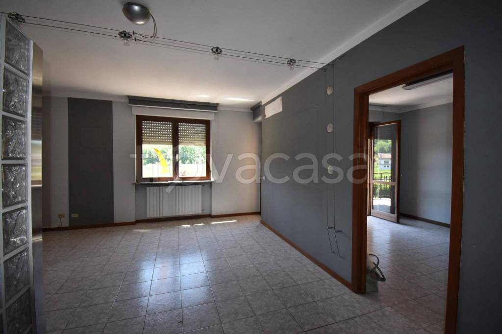 appartamento in vendita a Canale