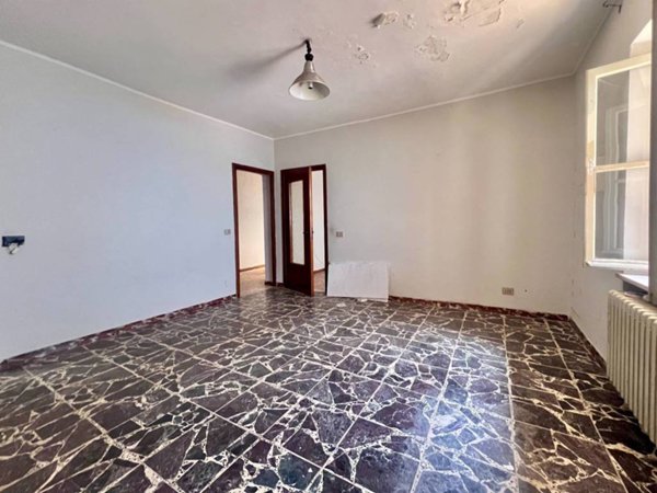 casa indipendente in vendita a Canale