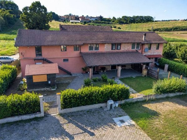casale in vendita a Canale
