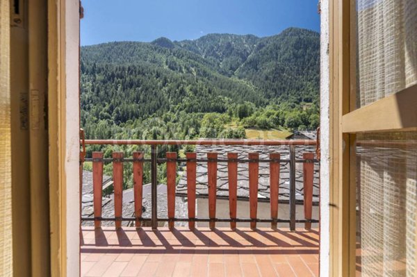 casa indipendente in vendita a Canosio