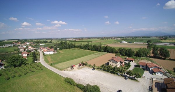 terreno edificabile in vendita a Caraglio in zona Paschera San Defendente