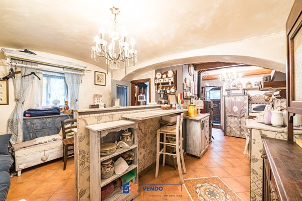 casa indipendente in vendita a Caraglio