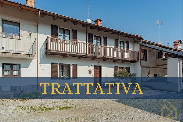 casa indipendente in vendita a Caraglio