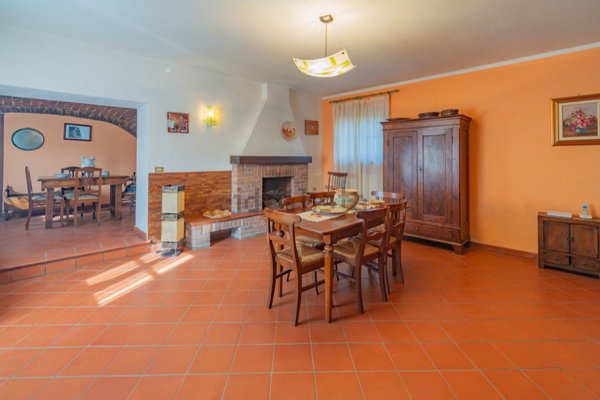 casa indipendente in vendita a Caraglio
