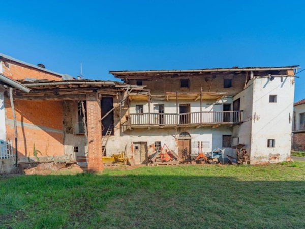 casa indipendente in vendita a Caraglio