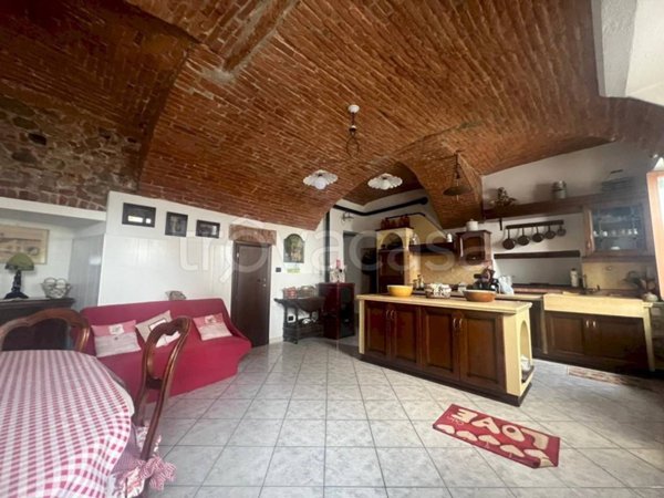 casa indipendente in vendita a Caraglio