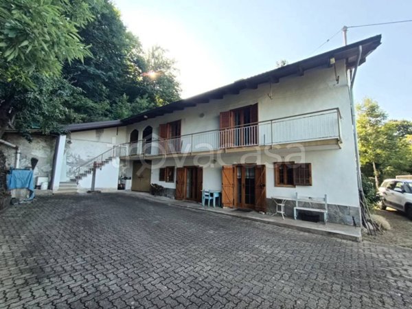 casa indipendente in vendita a Caraglio