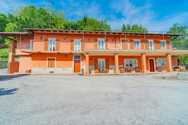 casa indipendente in vendita a Caraglio in zona Paschera San Carlo