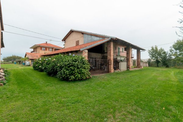 casale in vendita a Caraglio