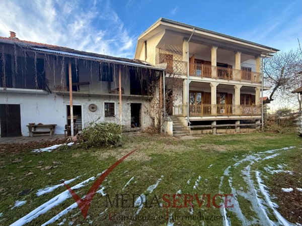 casa indipendente in vendita a Caraglio