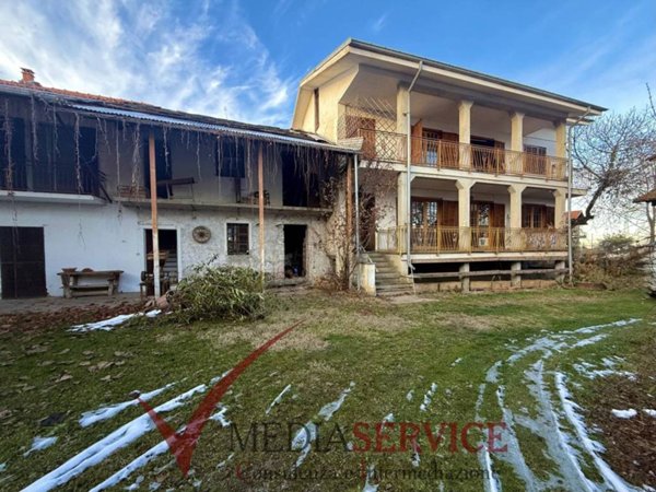 casa indipendente in vendita a Caraglio