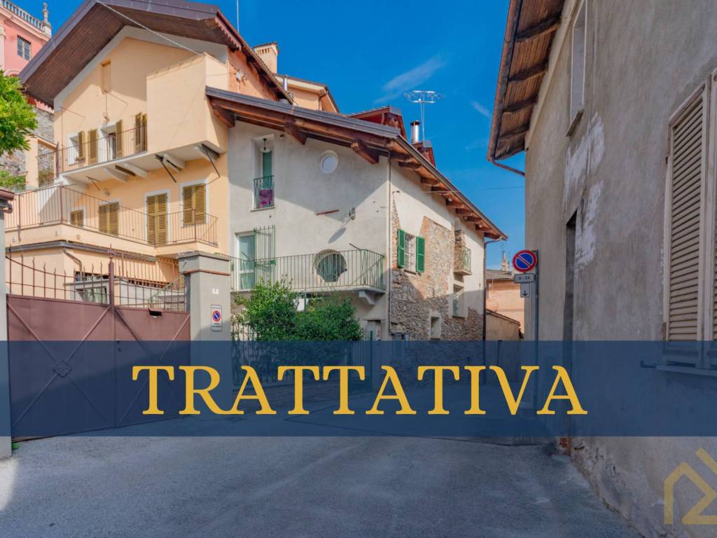 casa indipendente in vendita a Caraglio