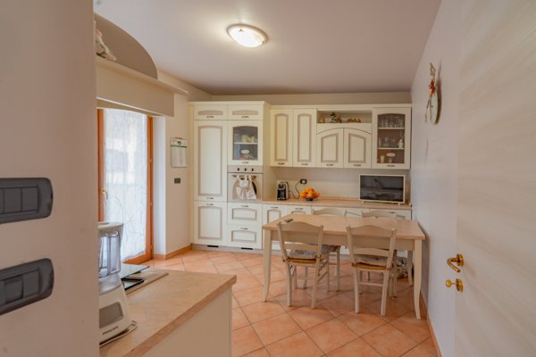 casa indipendente in vendita a Caraglio