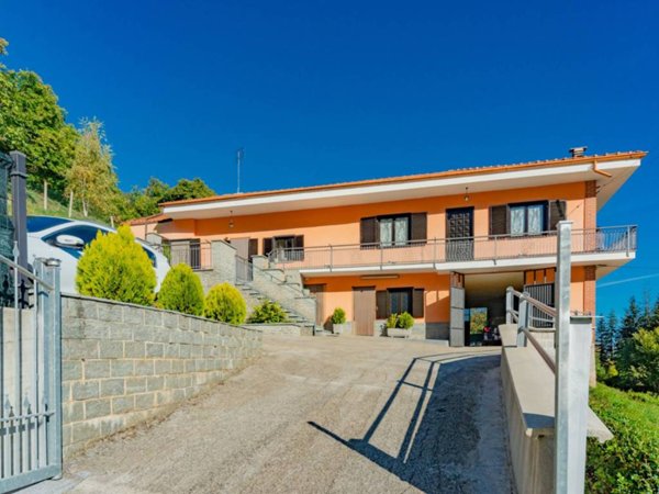 casa indipendente in vendita a Caraglio