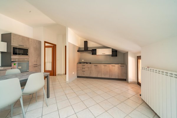 casa indipendente in vendita a Caraglio