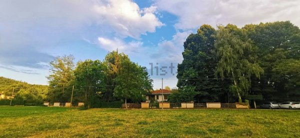 casa indipendente in vendita a Caraglio