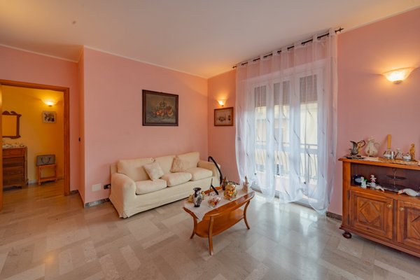 casa indipendente in vendita a Caraglio