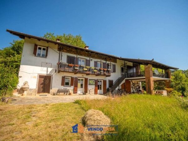 casa indipendente in vendita a Caraglio