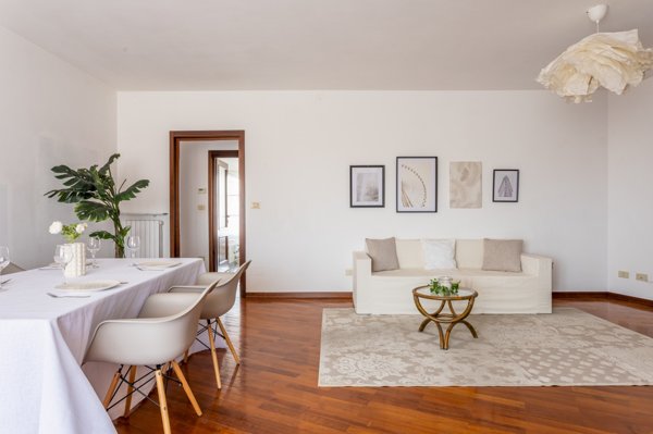 casa indipendente in vendita a Caraglio