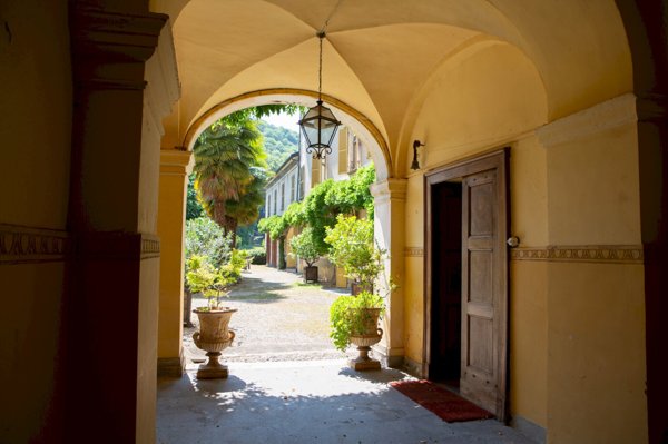 casa indipendente in vendita a Caraglio