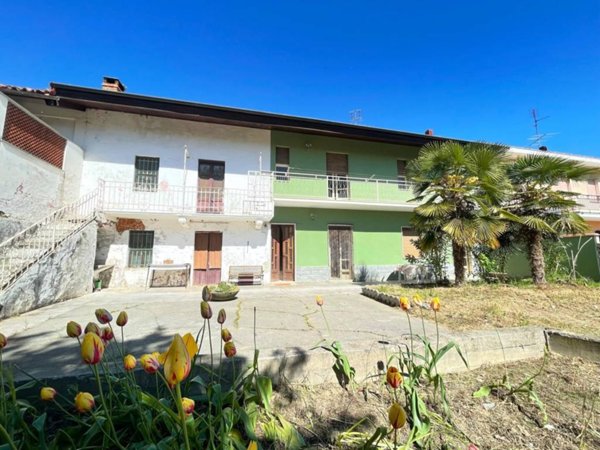 casa indipendente in vendita a Caramagna Piemonte in zona Gangaglietti