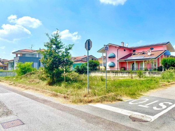 negozio in vendita a Caramagna Piemonte