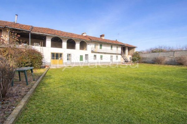 casa indipendente in vendita a Caramagna Piemonte in zona Gangaglietti