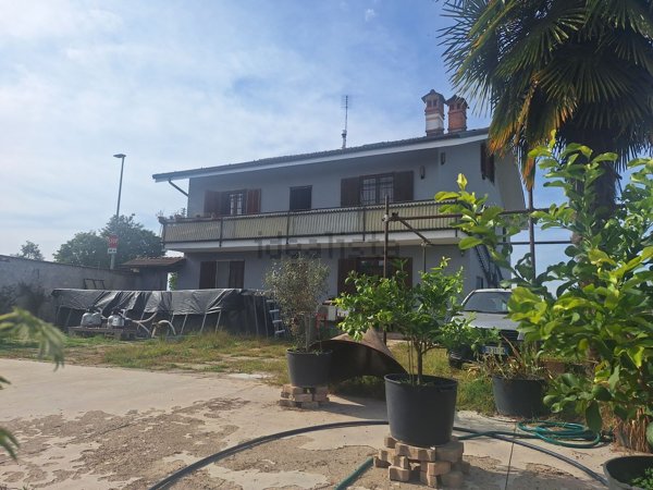 casa indipendente in vendita a Caramagna Piemonte
