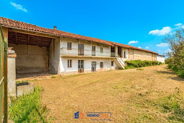 casale in vendita a Cardè