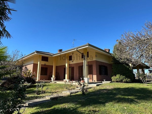 casa indipendente in vendita a Cardè