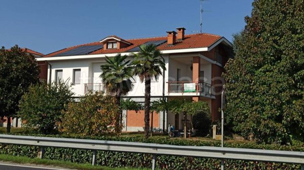 casa indipendente in vendita a Carrù