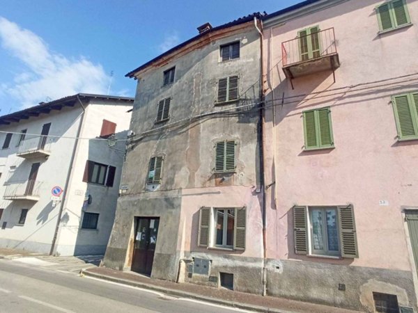 casa indipendente in vendita a Carrù