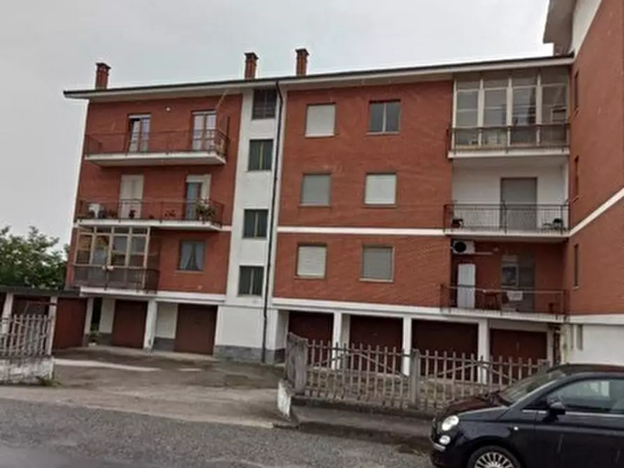 ufficio in vendita a Carrù