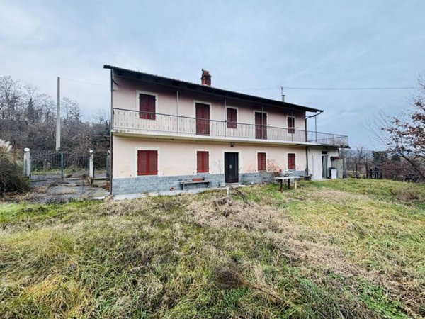 casa indipendente in vendita a Carrù