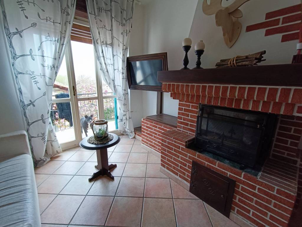 casa indipendente in vendita a Carrù
