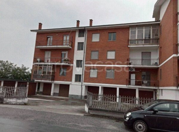 negozio in vendita a Carrù