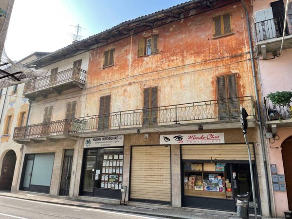 locale di sgombero in vendita a Carrù