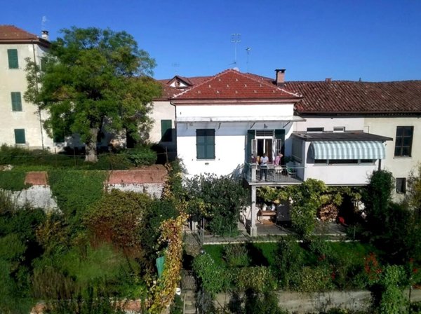 casa indipendente in vendita a Carrù