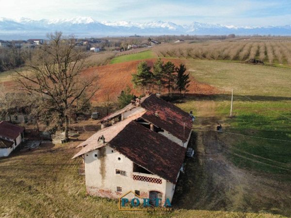 casa indipendente in vendita a Carrù in zona Sant'Anna