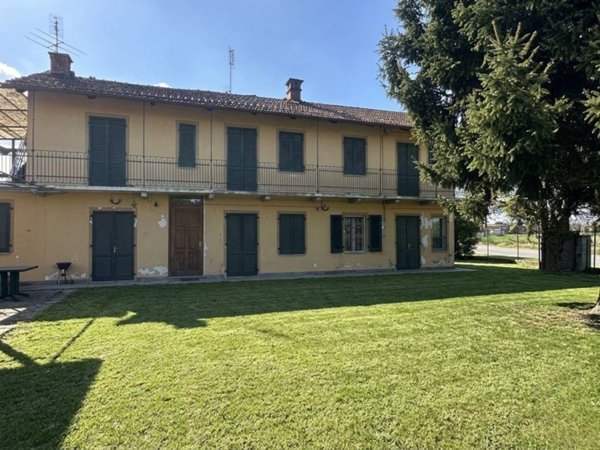 casa indipendente in vendita a Casalgrasso
