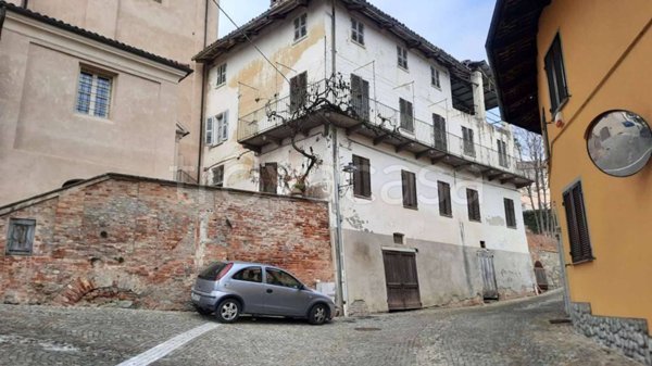 casa indipendente in vendita a Castagnito