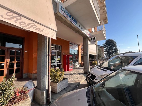 negozio in vendita a Castagnito