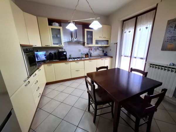 appartamento in vendita a Castagnito